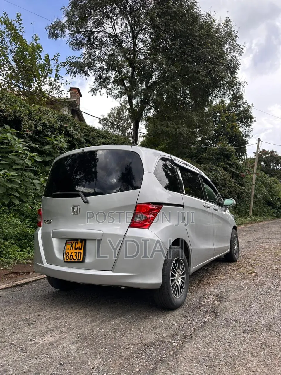 Honda Freed 2010 Silver