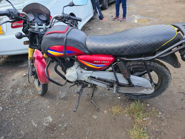 Bajaj Boxer 150 UG 2023 Red