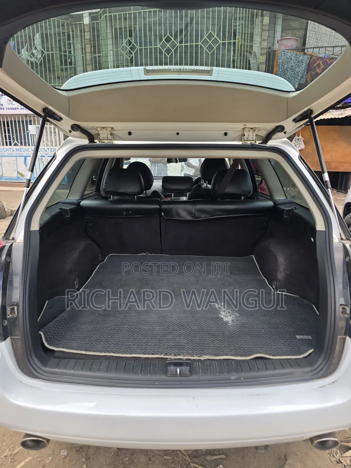 Subaru Legacy 2006 White