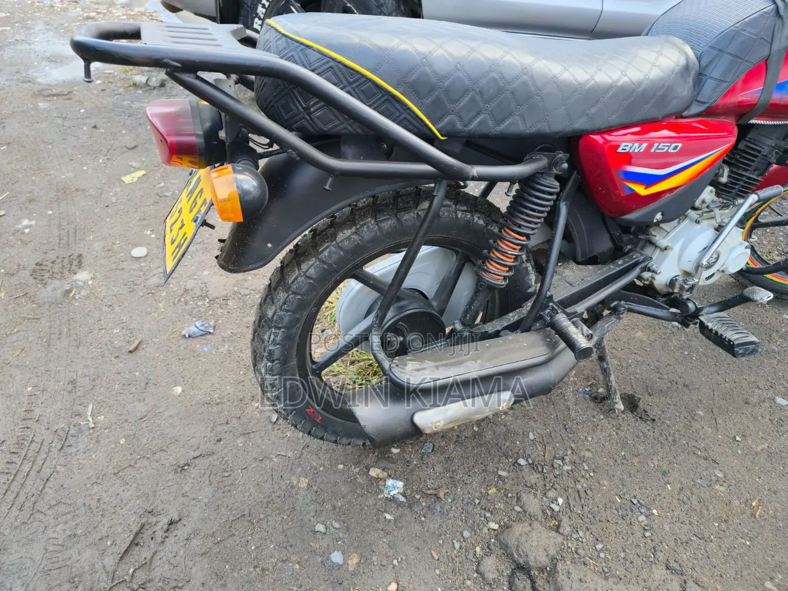 Bajaj Boxer 150 UG 2023 Red