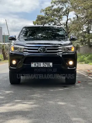 Toyota Hilux Revo Double Cab Deisel 2.8 AWD 2017 Black