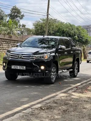 Toyota Hilux Revo Double Cab Deisel 2.8 AWD 2017 Black