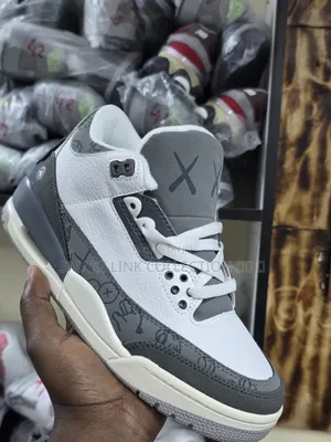 Jordan 3 Retro Kaws