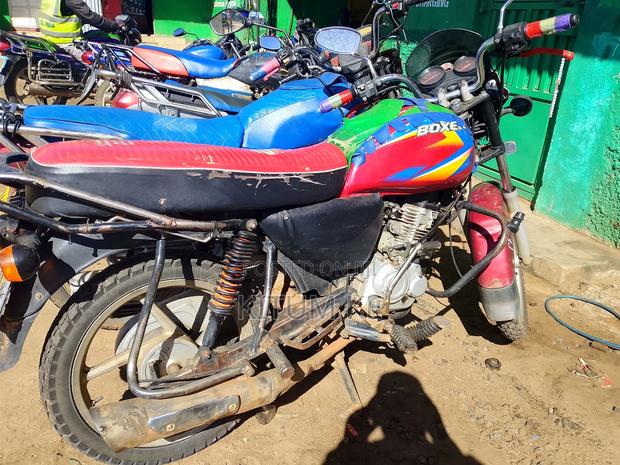 Bajaj Boxer 2017 Red