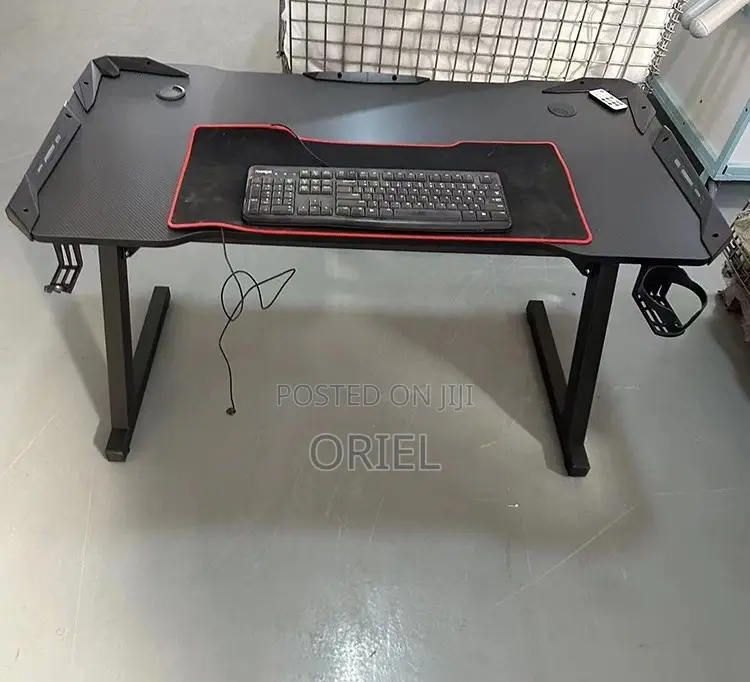 Office Desk : Office Pro Gaming Desk