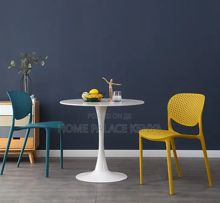 Dining Chair: Home Dining Chair in Durable Plastic