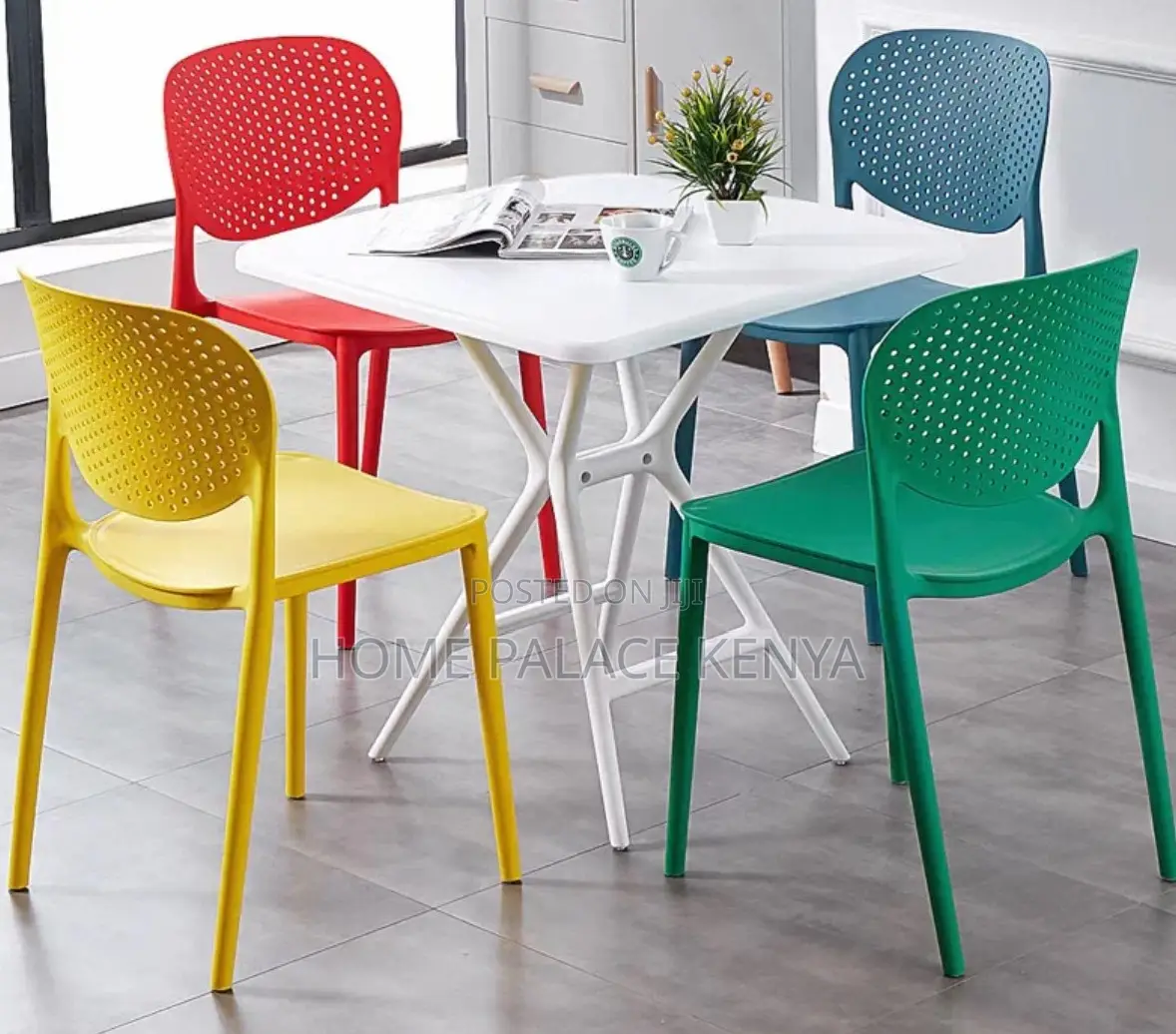 Dining Chair: Home Dining Chair in Durable Plastic