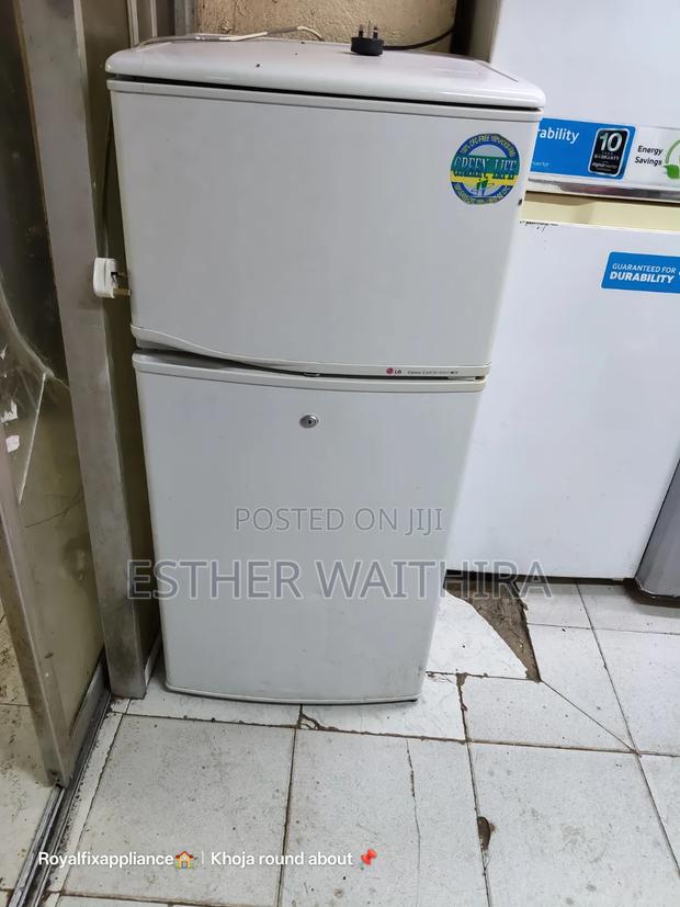 180litres Pure White 3stars Double Doors Fridge - thumbnail 4