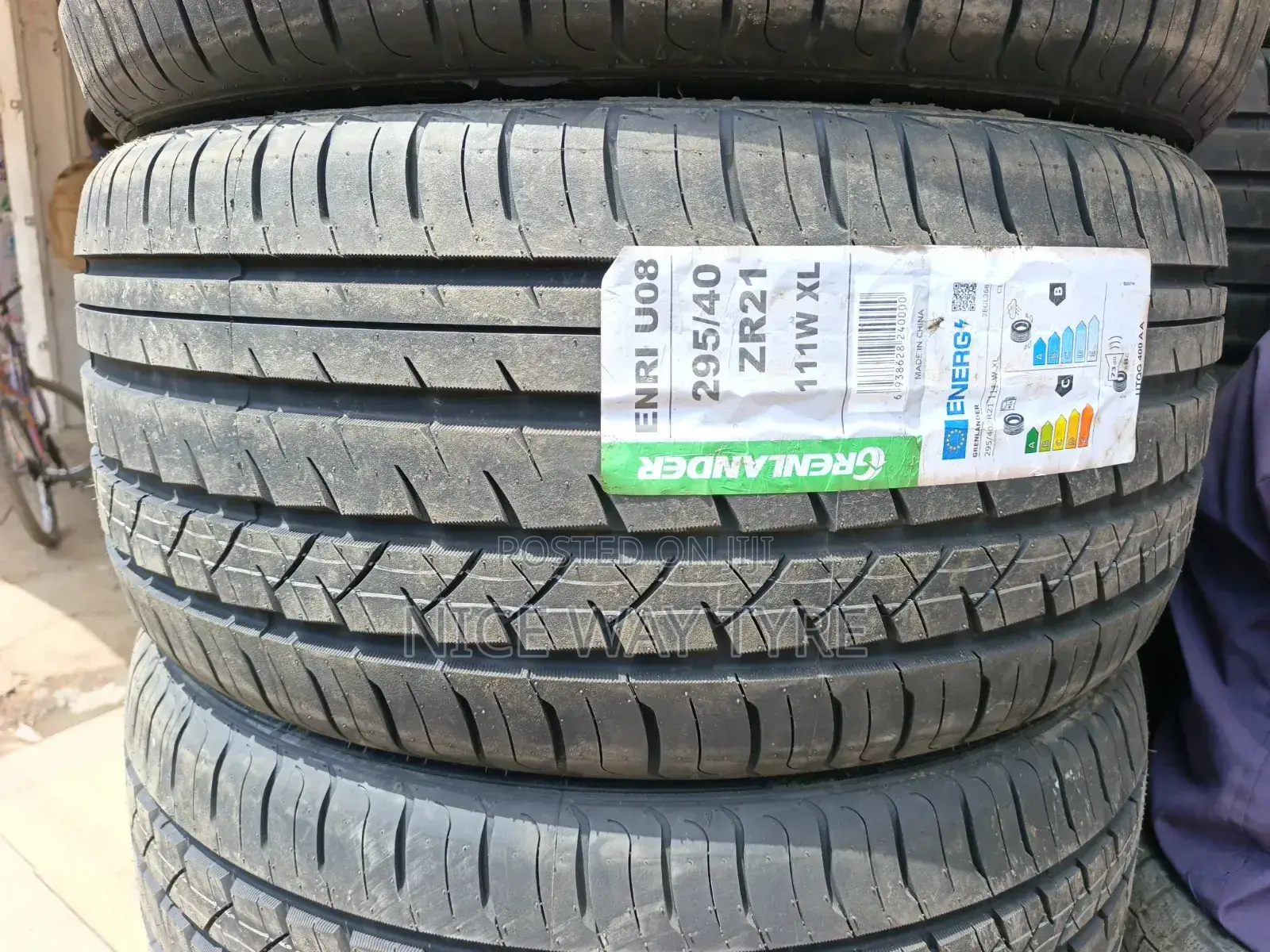 295/40r21 Greenlander
