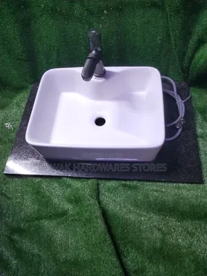 Washhandbasin With Marble and Mixer