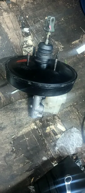 Brake Booster Toyota 110