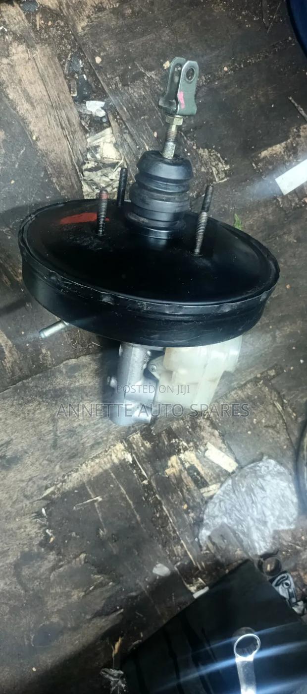 Brake Booster Toyota 110