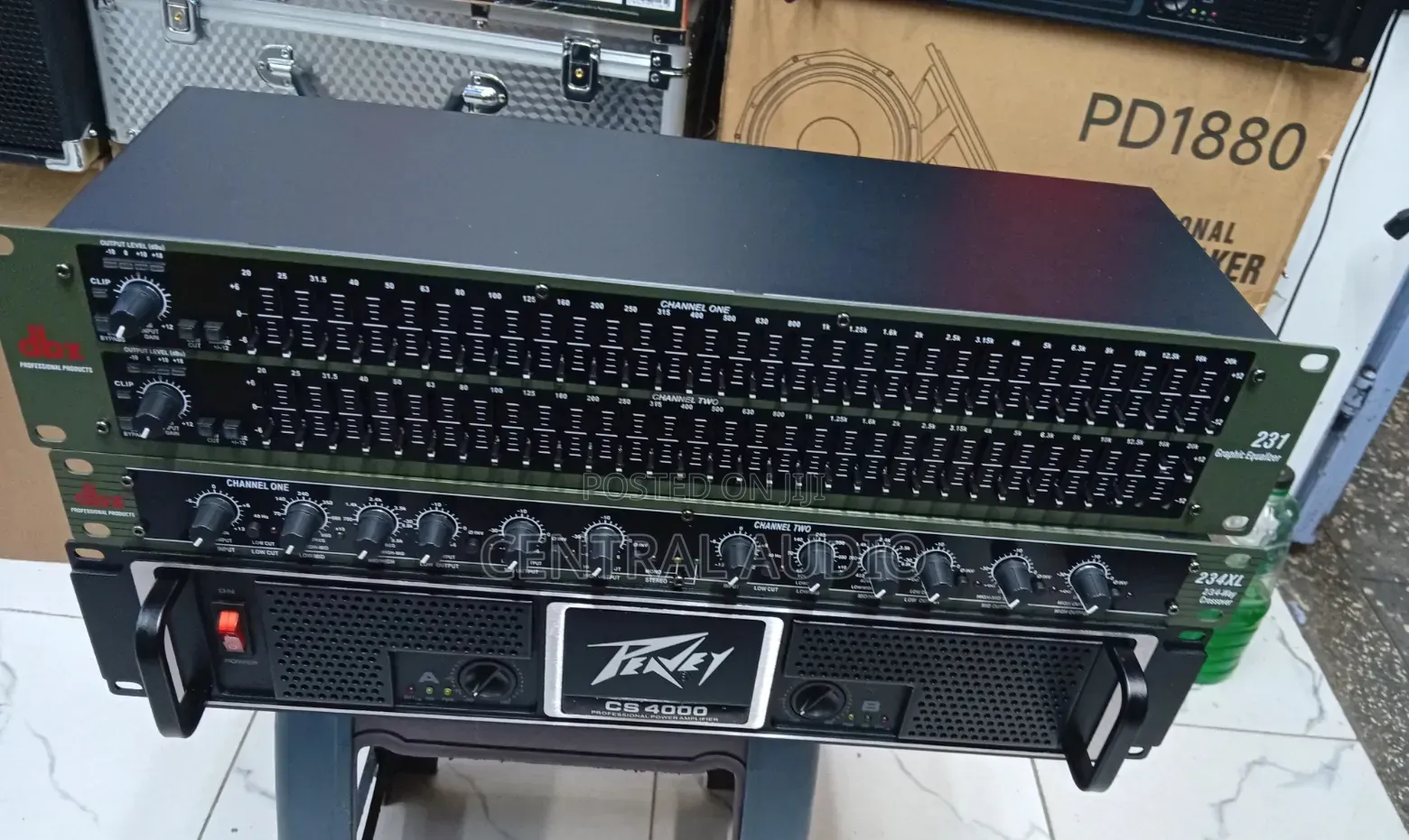 Pa System Peavey Cs 4000 + DBX 234 Crossover+ DBX 231 Equaliser