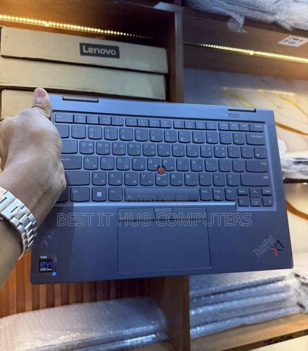 Laptop Lenovo ThinkPad X1 Yoga 16GB Intel Core i7 SSD 512GB