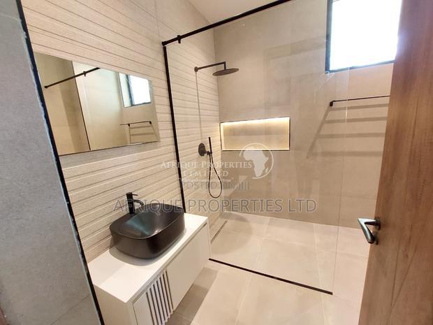 5bdrm Mansion in Nyari for sale - thumbnail 10