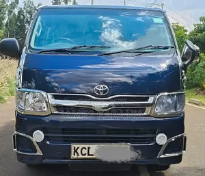 Toyota HiAce 2011 Blue