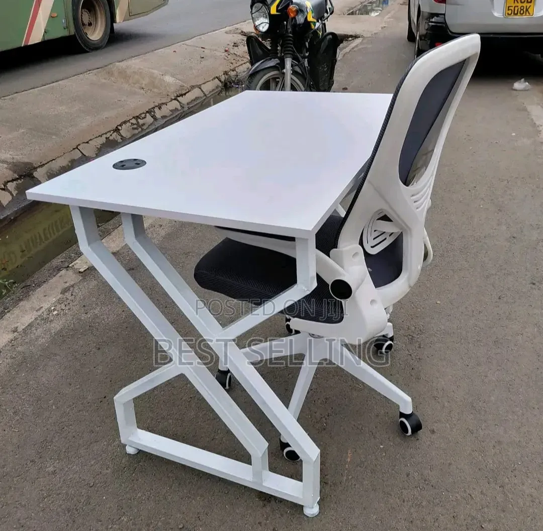Multiple Colors Metallic Study Table and Chairs