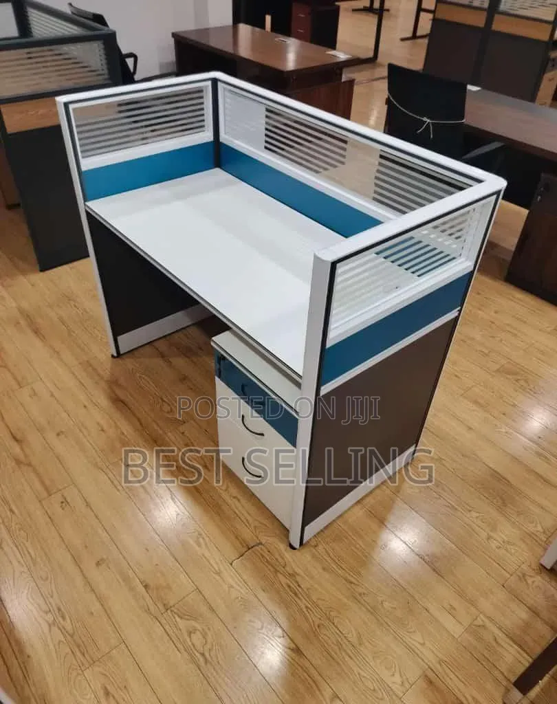 Bluish Single Way Working Station