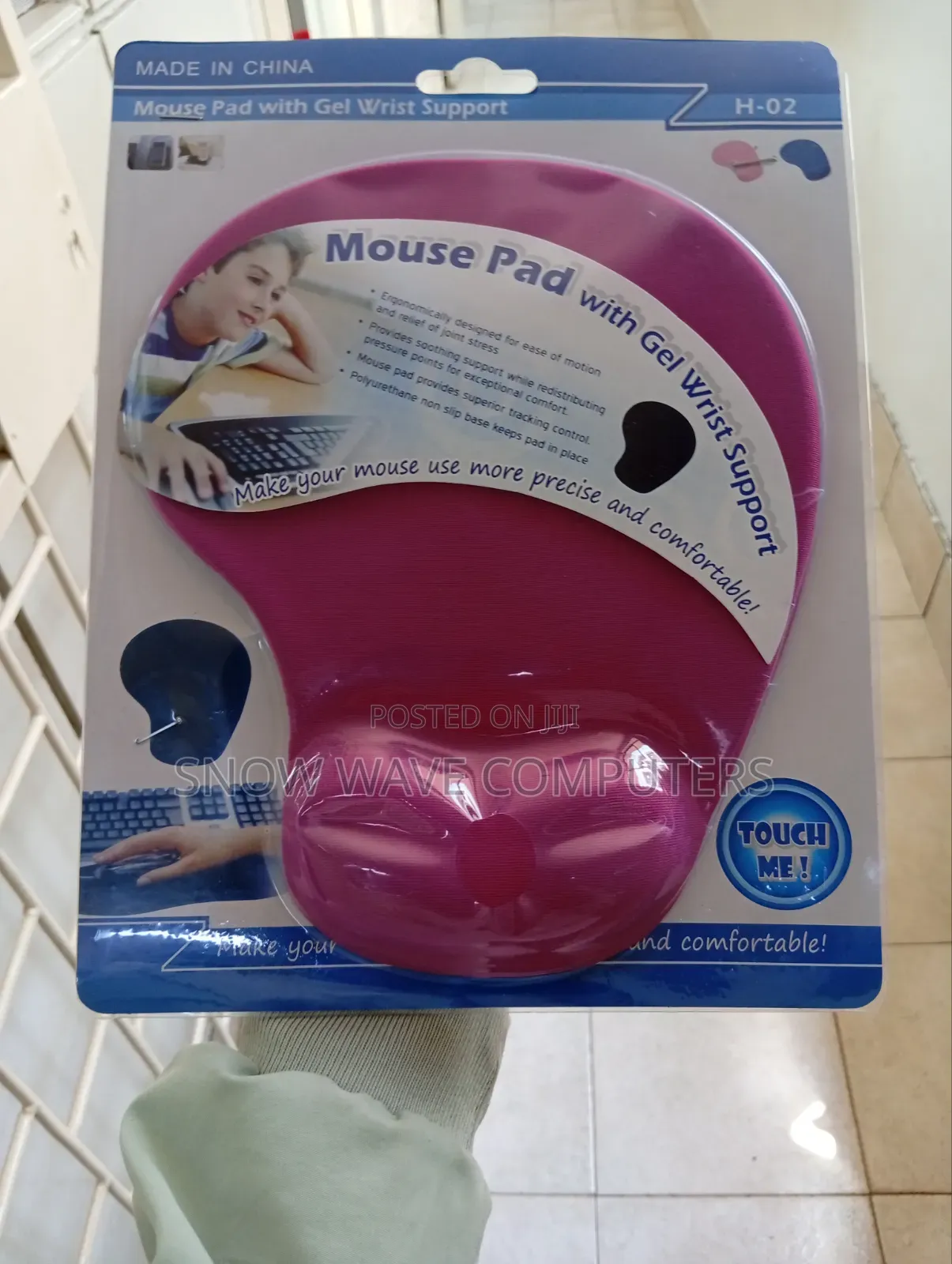Ergonomic Mouse Pad With Gel Wrist Support