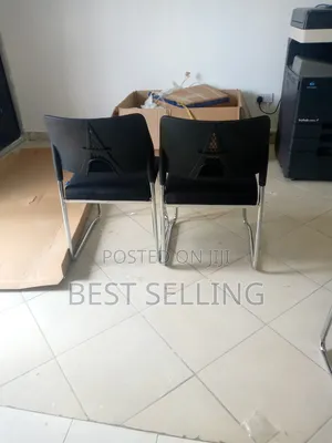 Strong Armrest Waiting Chairs