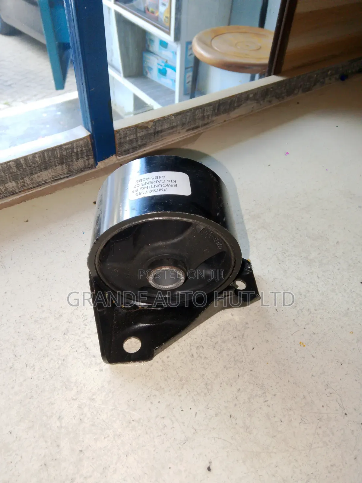 Front Engine Mount Kia Carens 2007