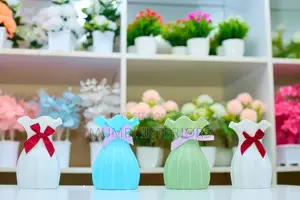 Mini Vase With Ribbon Bow