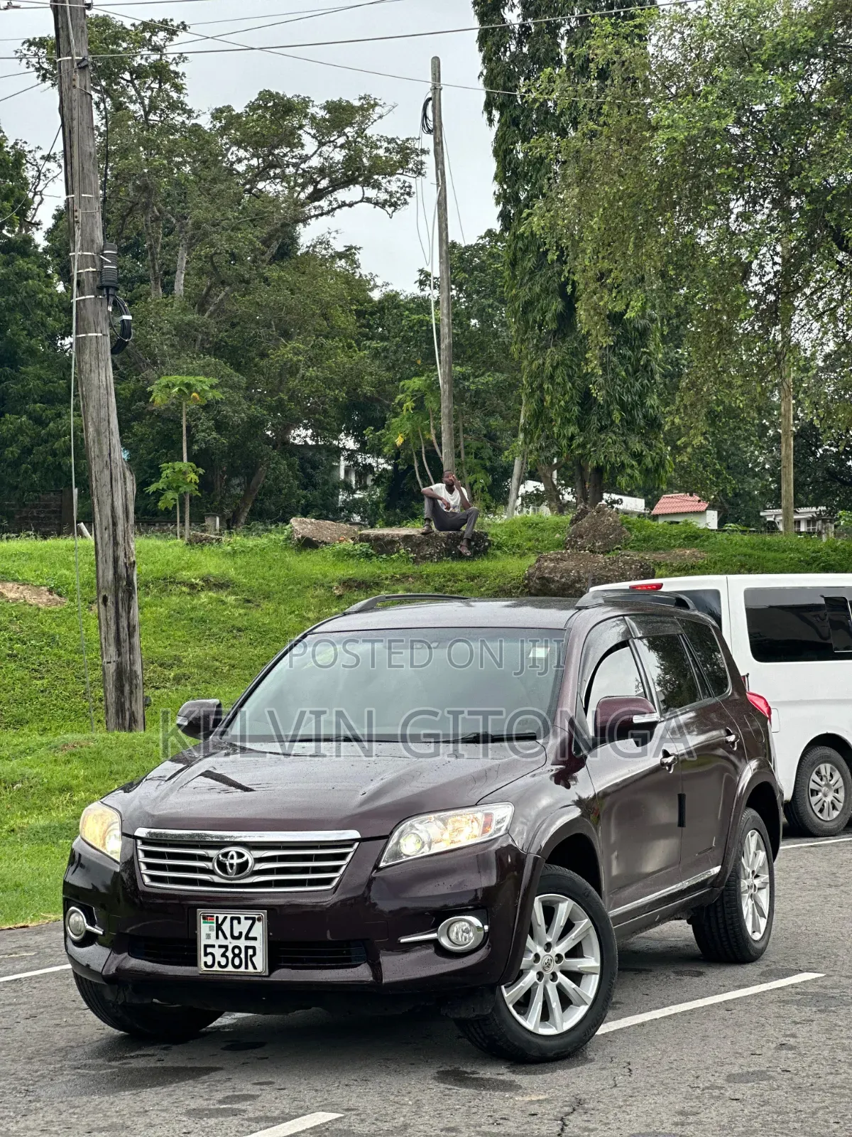 Toyota Vanguard 2013 Purple