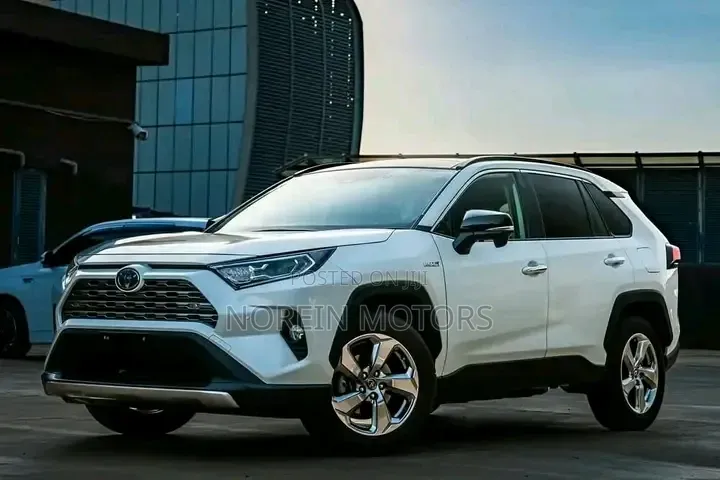 Toyota RAV4 Adventure AWD 2020 Off white