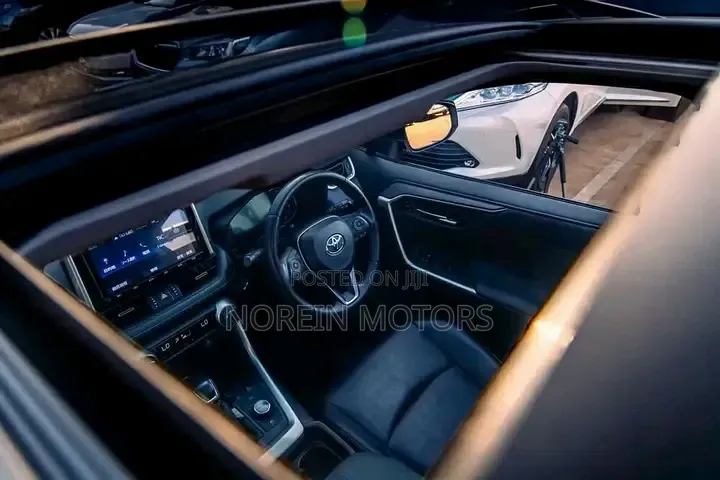 Toyota RAV4 Adventure AWD 2020 Off white