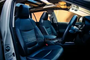 Toyota RAV4 Adventure AWD 2020 Off white