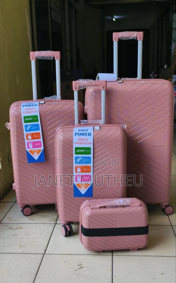 *4 in 1 Luxurious Unbreakable Suitcase With Double Zip Size 2