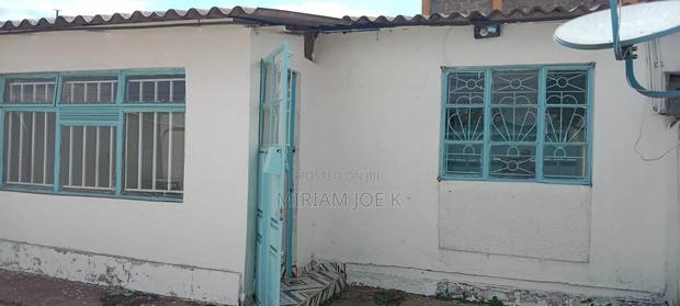 2bdrm Bungalow in Kahawa West for rent