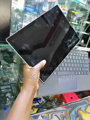 Laptop 8GB Intel Core i7 SSD 256GB