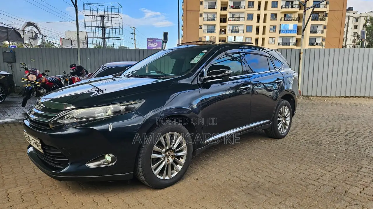 Toyota Harrier 2.0 2014 Black