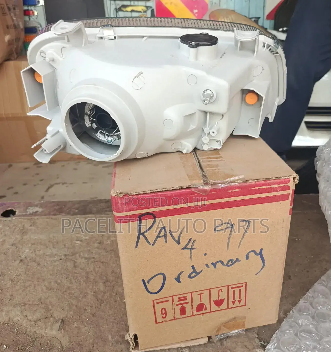 Head Lamp Rav4 1997