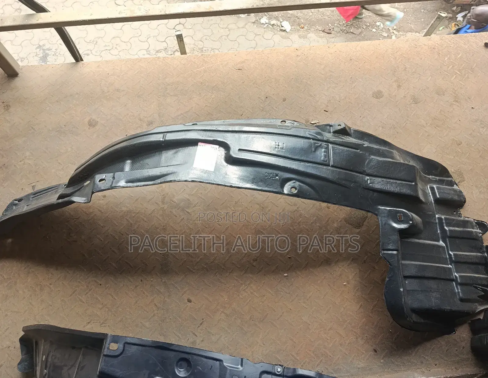 Stone Guard Dmax 2006