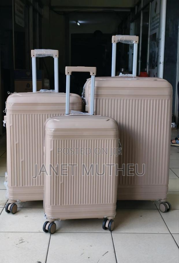 *3 in 1 Luxurious Unbreakable Suitcase With Double Zip Size 1 - thumbnail 11