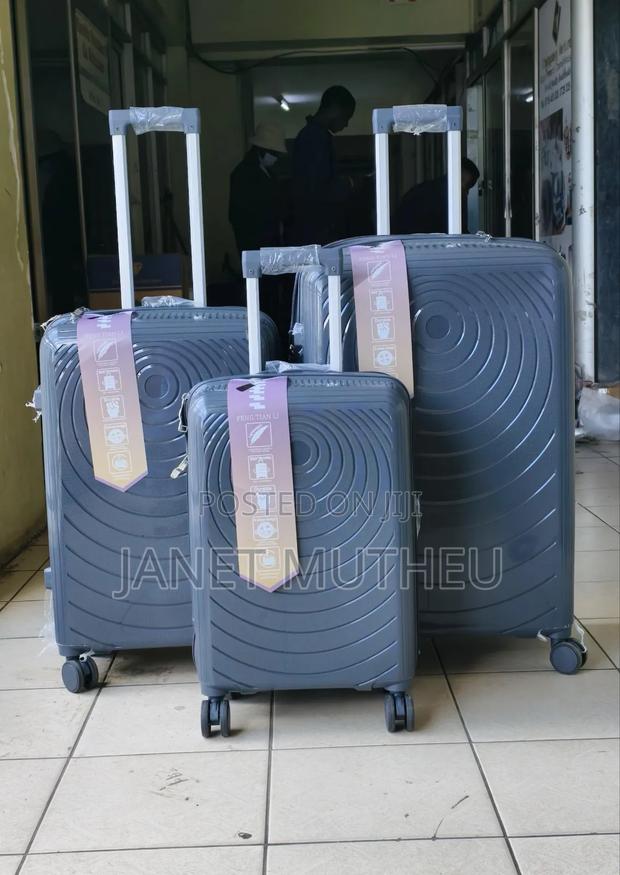 *3 in 1 Luxurious Unbreakable Suitcase With Double Zip Size 1 - thumbnail 14