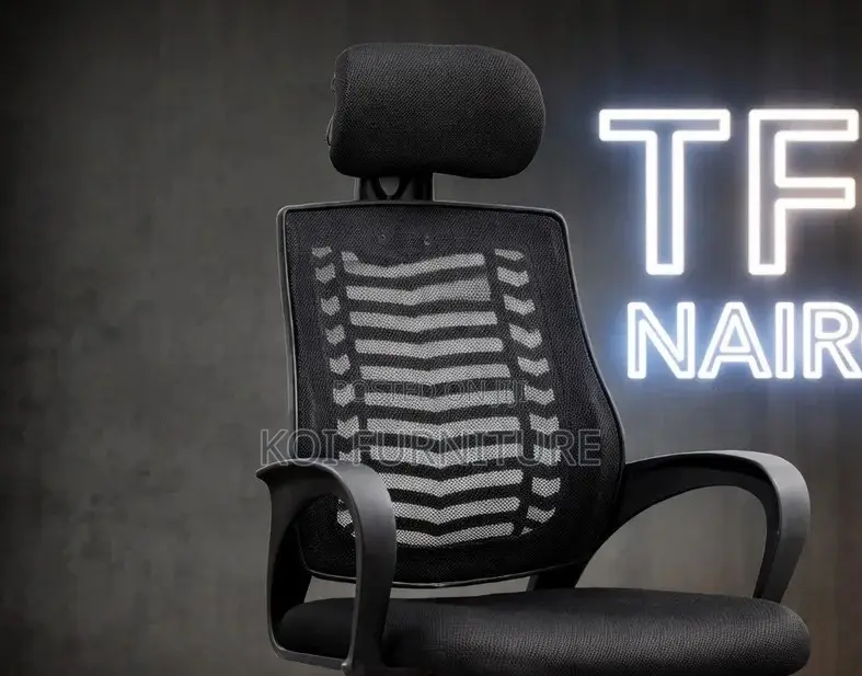 Office Chairs; Rik Klare Headrest Black Office Seat