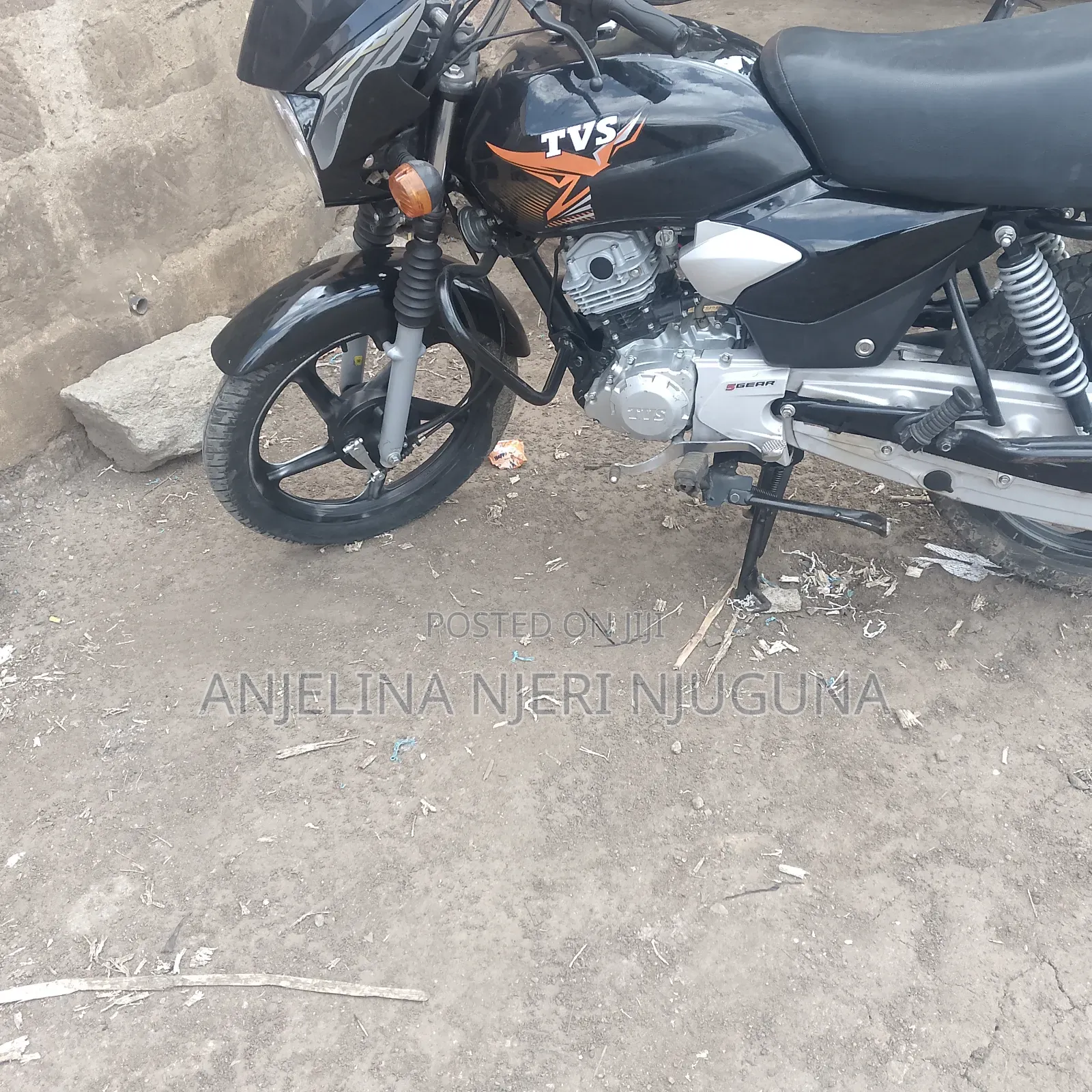 TVS HLX 125 2025 Black