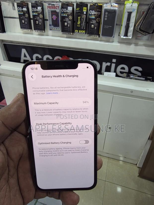 Apple iPhone 12 Pro 256 GB Blue - thumbnail 3