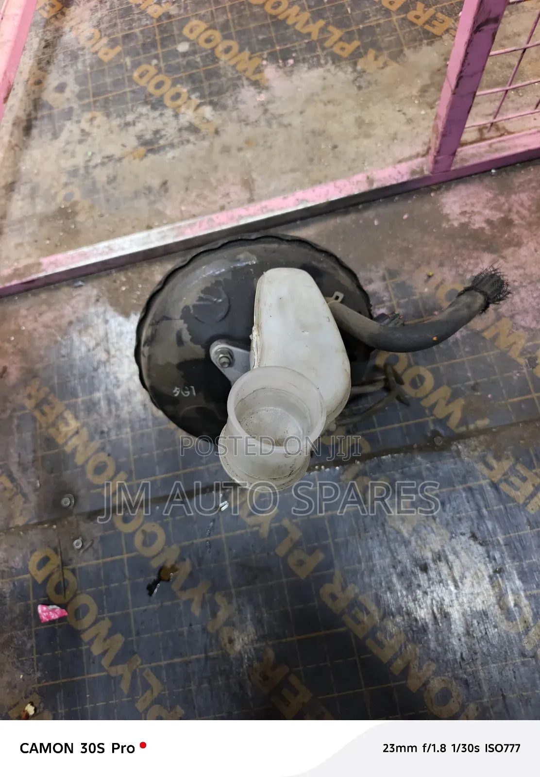 Brake Booster Mitsubishi Mirage