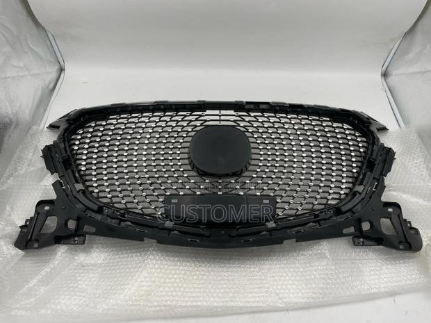 Mazda 3 2017-2019 Front Grille Diamond Mesh Grill Style