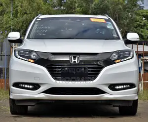 Honda Vezel 2018 White