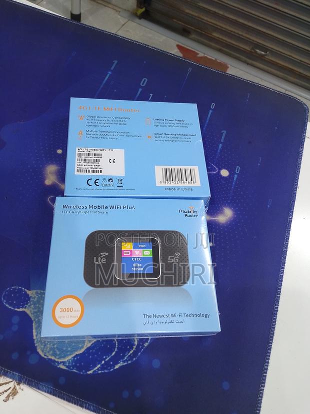 Smart 5th Gen Travel Mifi - main view