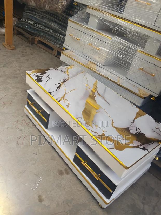 Marble Coffee Table- Executive Stylish With Marble Finish