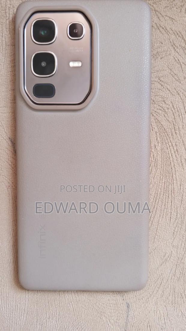 Infinix Note 50s 256 GB Gold - thumbnail 2