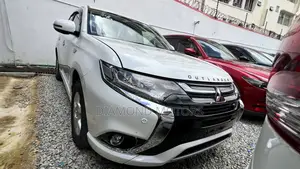 Mitsubishi Outlander PHEV 2019 Pearl