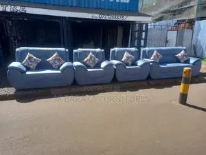 Blue Kangaroo Seat