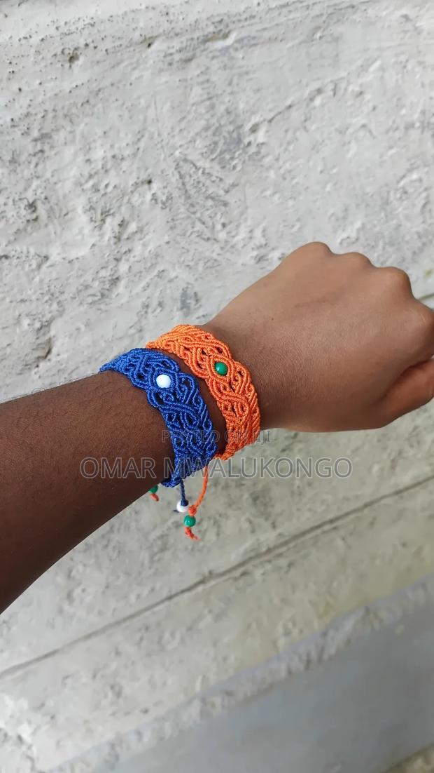 Macrame Bracelet - thumbnail 3